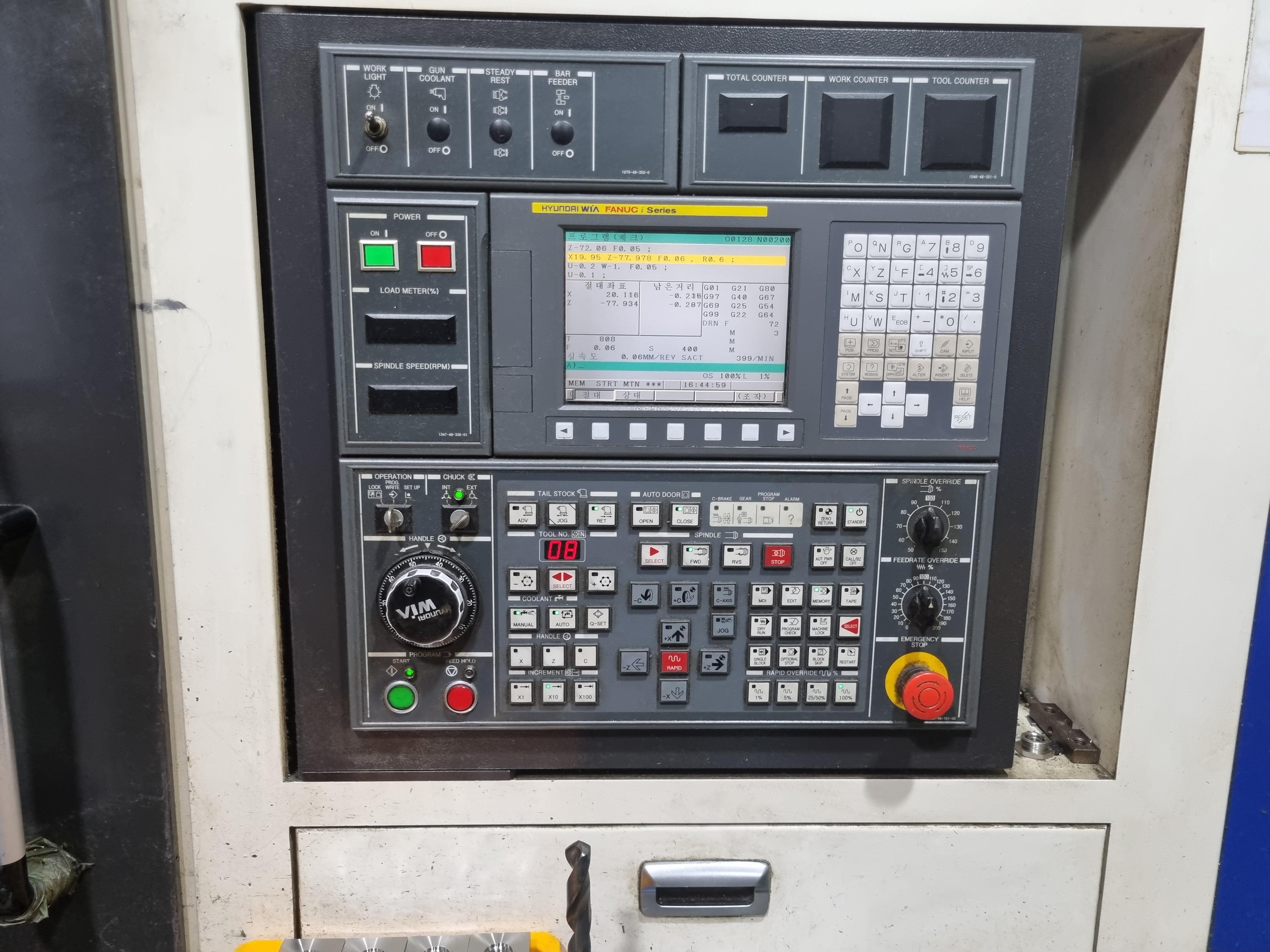 HYUNDAI-WIA 8" CNC LATHE HD2200 2015 Q-SETTER