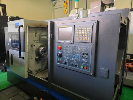 8" CNC LATHE HI-TECH 200A 2011
