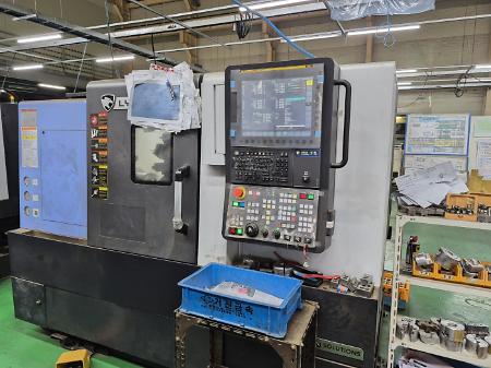 6" CNC LATHE DN SOLUTIONS LYNX2100LMA
